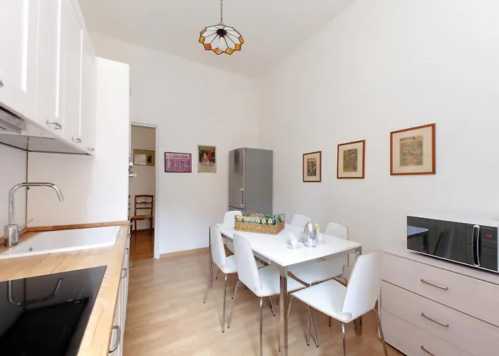4bnb - Chinotto Spacious * Rom